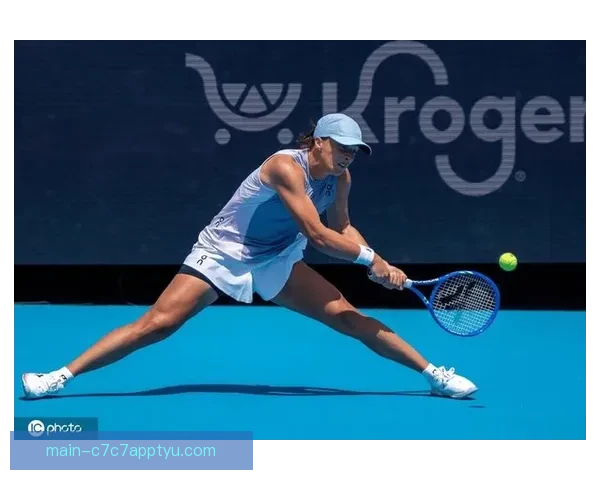 女单对决莱巴金娜强攻斯瓦泰克