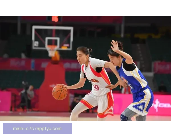 教学热身赛女篮险胜联队未披露