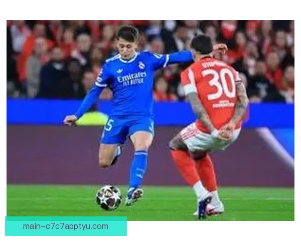 穆帅批维尼修斯庆祝遭讽刺热议